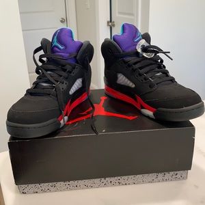 Air Jordan 5 Retro (GS) size boys  US 6
